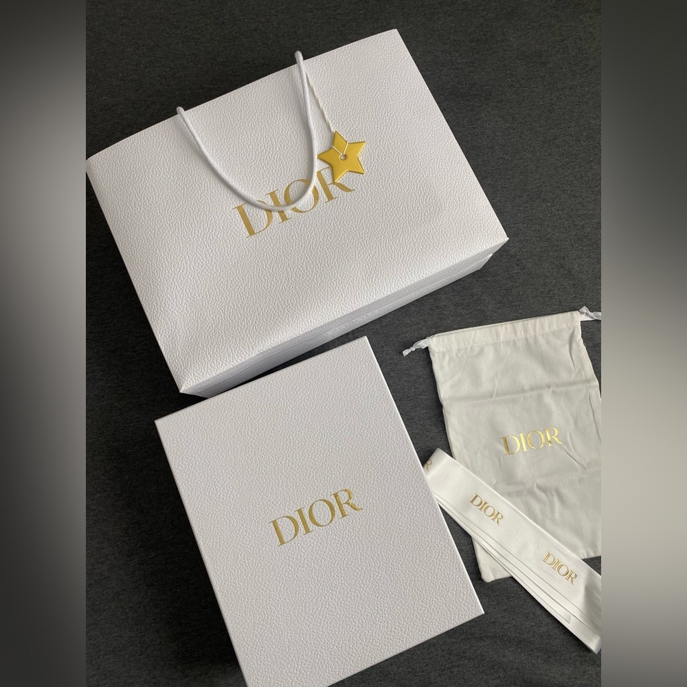 NWB AUTHENTIC DIOR D-PLAYER SNEAKERS - Picture 9 of 9
